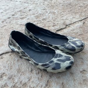 Tory Burch black & grey leopard flats